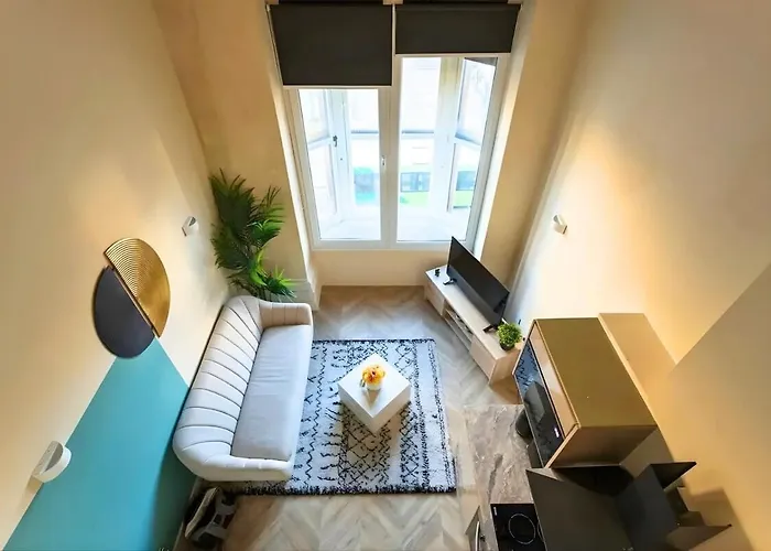 1 Bedroom By Brookland Serviced & Short Lets In * Leeds (West Yorkshire)