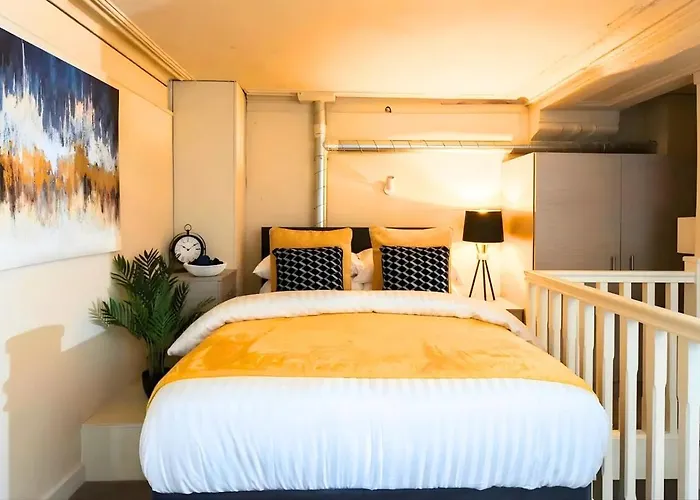 1 Bedroom By Brookland Serviced & Short Lets In Apartamento