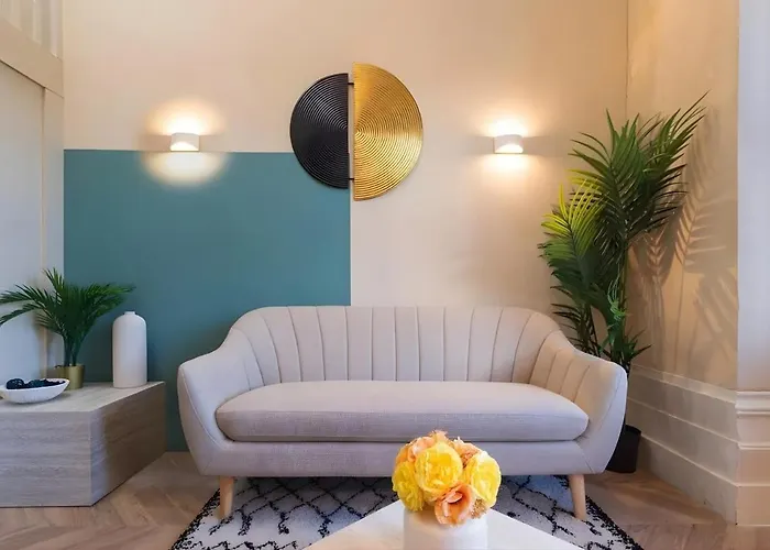 Apartamento 1 Bedroom By Brookland Serviced & Short Lets In *