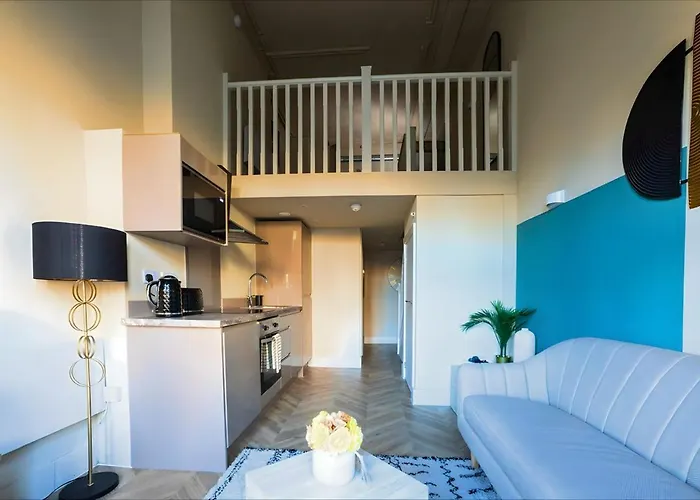 1 Bedroom By Brookland Serviced & Short Lets In *